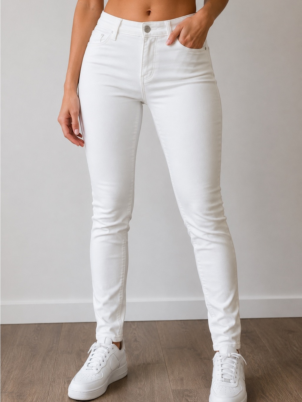 Hollister White High-Rise Skinny Jeans